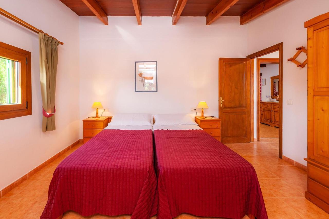 Ses Salines Cottage With Private Pool And Barbecue Экстерьер фото